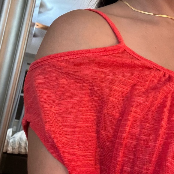 Flowy off shoulder crop top - Picture 4 of 4